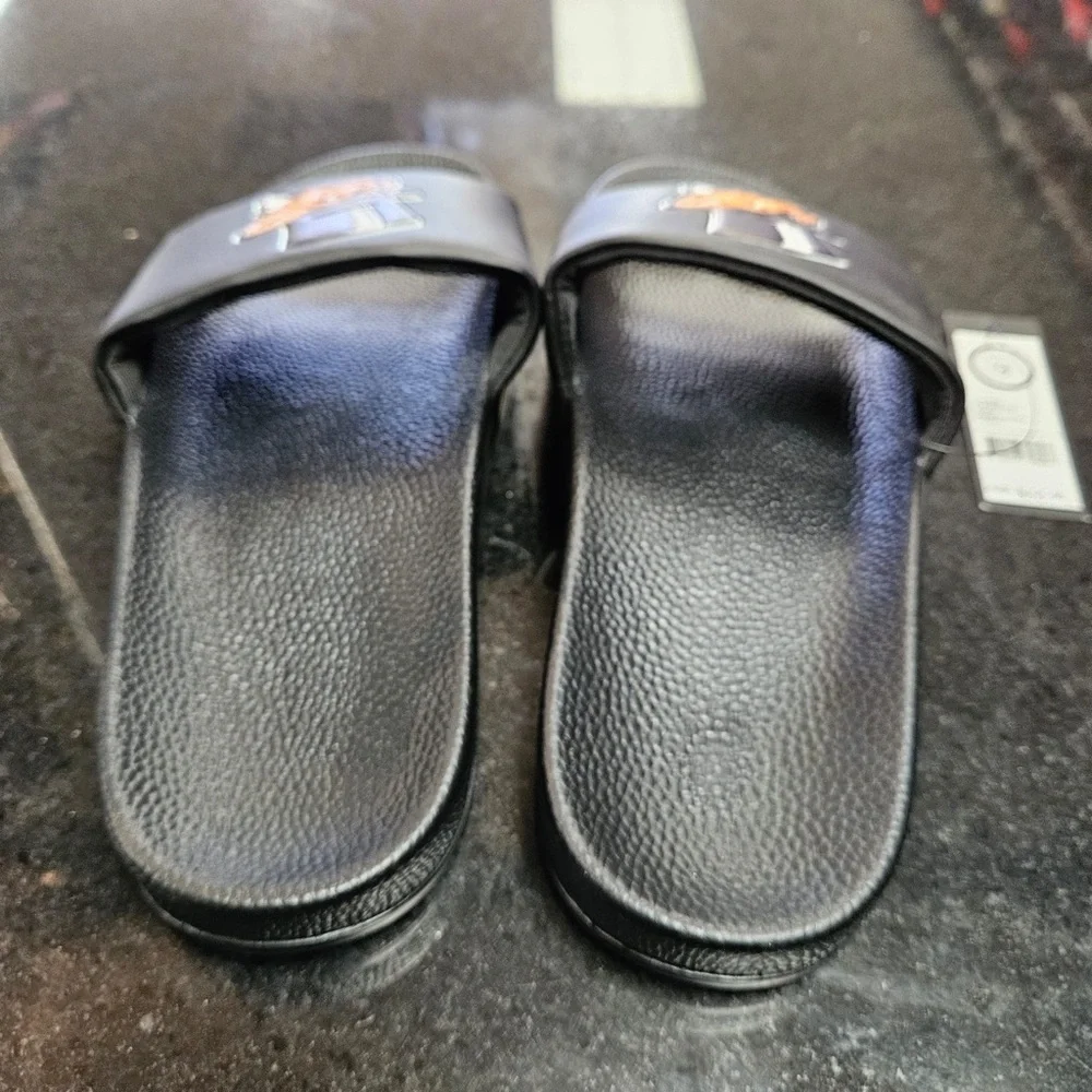 Akoo slides black